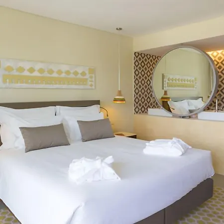 Ozadi Hotel Tavira