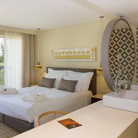 Ozadi Hotel 4*