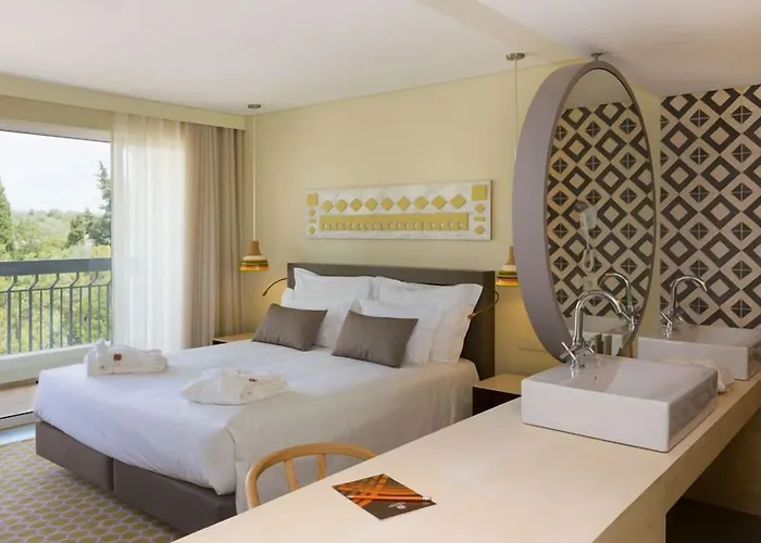 Ozadi Hotel