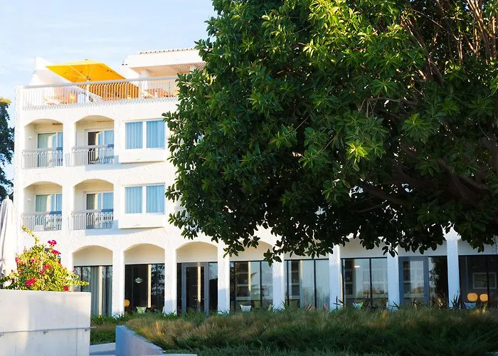 Hotel Ozadi